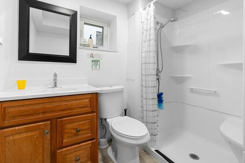 708-e-4th-street-queensbury-north-vancouver-20 at 708 E 4th Street, Queensbury, North Vancouver 708-e-4th-street-queensbury-north-vancouver-20 at 708 E 4th Street, Queensbury, North Vancouver