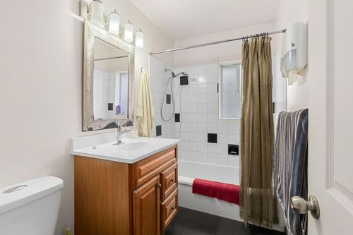 708-e-4th-street-queensbury-north-vancouver-27 at 708 E 4th Street, Queensbury, North Vancouver 708-e-4th-street-queensbury-north-vancouver-27 at 708 E 4th Street, Queensbury, North Vancouver