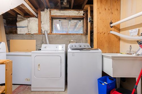 708-e-4th-street-queensbury-north-vancouver-31 at 708 E 4th Street, Queensbury, North Vancouver 708-e-4th-street-queensbury-north-vancouver-31 at 708 E 4th Street, Queensbury, North Vancouver