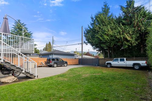 37 at 1612 Grand Boulevard, Boulevard, North Vancouver