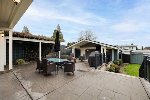 1160-gordon-avenue-ambleside-west-vancouver-35 at 1160 Gordon Avenue, Ambleside, West Vancouver