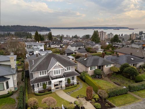 1160-gordon-avenue-ambleside-west-vancouver-39 at 1160 Gordon Avenue, Ambleside, West Vancouver