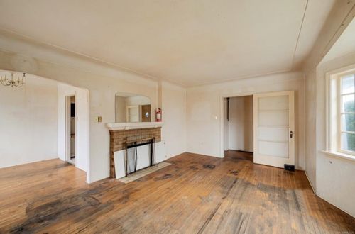 tempimagedrelma at 257 Howe Street