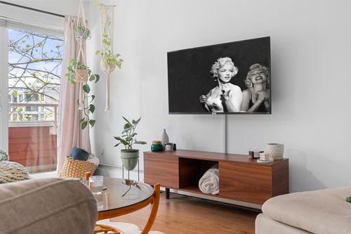 _a738375 at 403 - 250 W 1st Street, Lower Lonsdale, North Vancouver