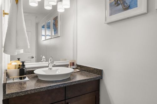 249-e-4th-street-lower-lonsdale-north-vancouver-13 at 4 - 249 E 4th Street, Lower Lonsdale, North Vancouver