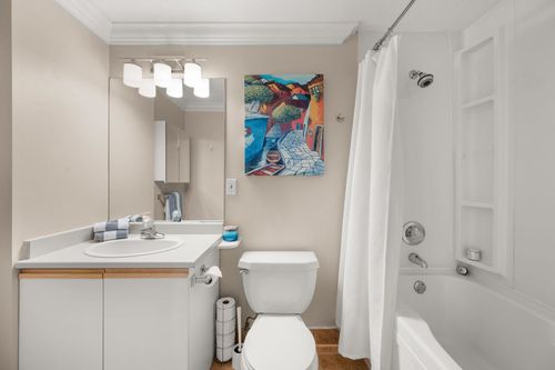 249-e-4th-street-lower-lonsdale-north-vancouver-28 at 4 - 249 E 4th Street, Lower Lonsdale, North Vancouver