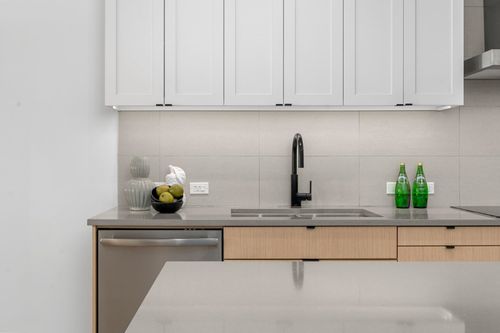 3205-mountain-highway-lynn-valley-north-vancouver-14 at 416 - 3205 Mountain Highway, Lynn Valley, North Vancouver