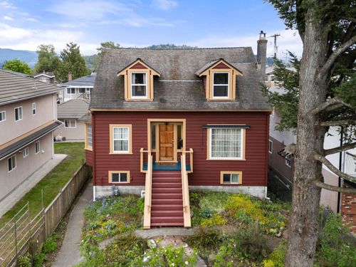 350-warwick-avenue-capitol-hill-bn-burnaby-north-01 at 350 Warwick Avenue, Capitol Hill BN, Burnaby North