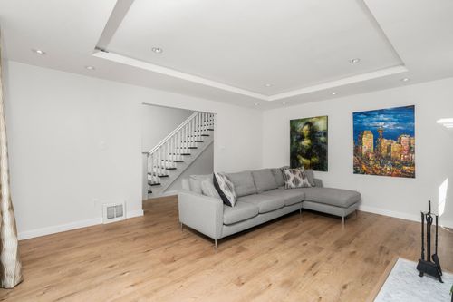 350-warwick-avenue-capitol-hill-bn-burnaby-north-04 at 350 Warwick Avenue, Capitol Hill BN, Burnaby North