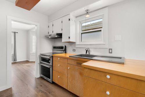 350-warwick-avenue-capitol-hill-bn-burnaby-north-07 at 350 Warwick Avenue, Capitol Hill BN, Burnaby North