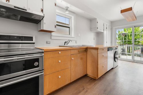 350-warwick-avenue-capitol-hill-bn-burnaby-north-09 at 350 Warwick Avenue, Capitol Hill BN, Burnaby North