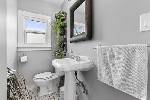 350-warwick-avenue-capitol-hill-bn-burnaby-north-14 at 350 Warwick Avenue, Capitol Hill BN, Burnaby North