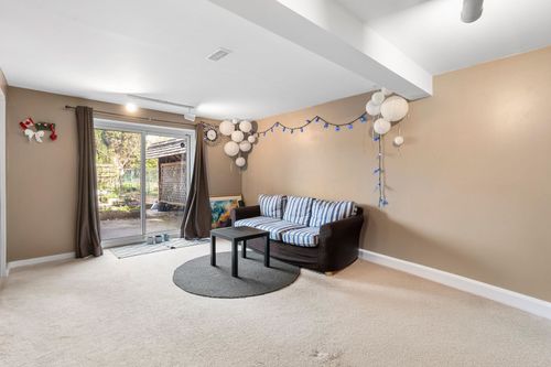 350-warwick-avenue-capitol-hill-bn-burnaby-north-31 at 350 Warwick Avenue, Capitol Hill BN, Burnaby North