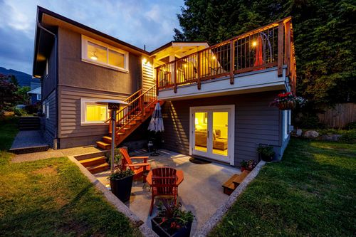 223-w-st-james-road-upper-lonsdale-north-vancouver-02 at 223 W St. James Road, Upper Lonsdale, North Vancouver