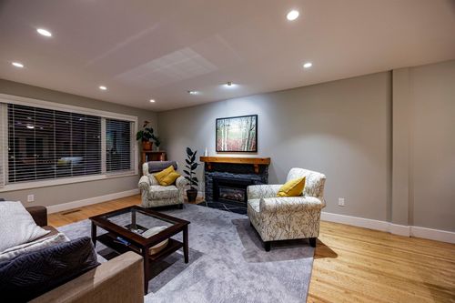 223-w-st-james-road-upper-lonsdale-north-vancouver-10 at 223 W St. James Road, Upper Lonsdale, North Vancouver