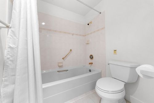 2800-chesterfield-avenue-upper-lonsdale-north-vancouver-17 at 304 - 2800 Chesterfield Avenue, Upper Lonsdale, North Vancouver