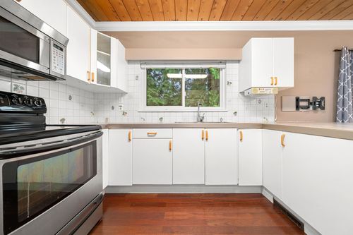 3570-lonsdale-avenue-upper-lonsdale-north-vancouver-07 at 3570 Lonsdale Avenue, Upper Lonsdale, North Vancouver