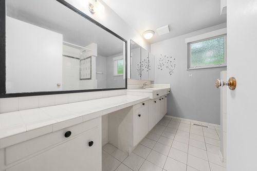 3570-lonsdale-avenue-upper-lonsdale-north-vancouver-17 at 3570 Lonsdale Avenue, Upper Lonsdale, North Vancouver