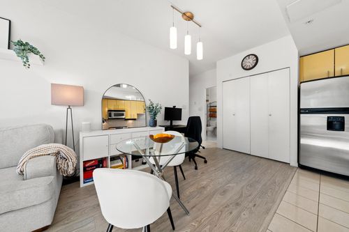 168-e-esplanade-avenue-lower-lonsdale-north-vancouver-13 at 704 - 168 E Esplanade Avenue, Lower Lonsdale, North Vancouver