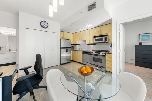 168-e-esplanade-avenue-lower-lonsdale-north-vancouver-24-1 at 704 - 168 E Esplanade Avenue, Lower Lonsdale, North Vancouver