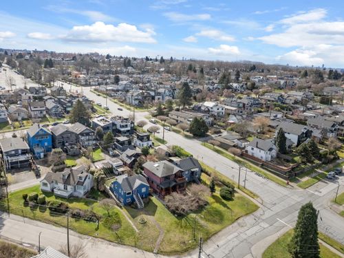 11-web-or-mls-1-47 at 2912 Yale Street, Hastings Sunrise, Vancouver East