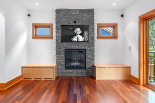 32-web-or-mls-1-39-2 at 2912 Yale Street, Hastings Sunrise, Vancouver East