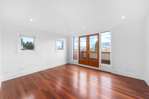 51-web-or-mls-1-4 at 2912 Yale Street, Hastings Sunrise, Vancouver East