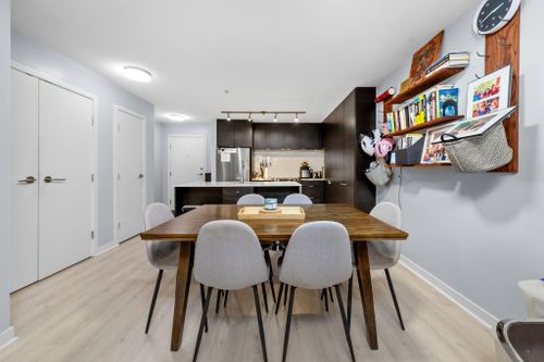 1679-lloyd-avenue-pemberton-nv-north-vancouver-09 at 204 - 1679 Lloyd Avenue, Pemberton NV, North Vancouver