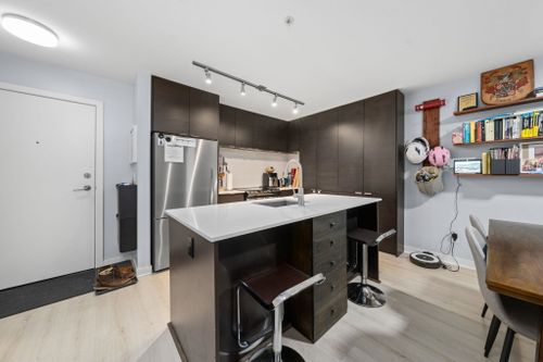 1679-lloyd-avenue-pemberton-nv-north-vancouver-14 at 204 - 1679 Lloyd Avenue, Pemberton NV, North Vancouver