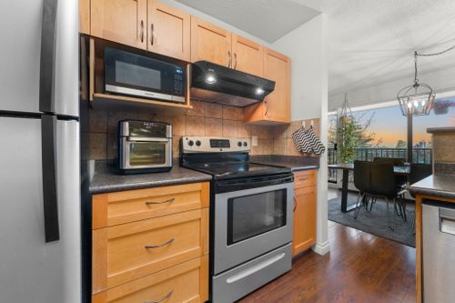 12-web-or-mls-_a738538 at 302 - 2545 Lonsdale Avenue, Upper Lonsdale, North Vancouver