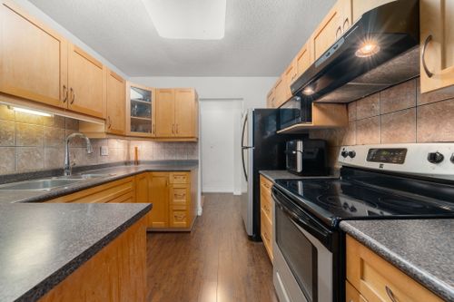 25-web-or-mls-_a738613 at 302 - 2545 Lonsdale Avenue, Upper Lonsdale, North Vancouver