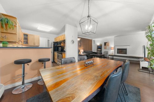 27-web-or-mls-_a738624 at 302 - 2545 Lonsdale Avenue, Upper Lonsdale, North Vancouver