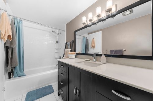 30-web-or-mls-_a738647 at 302 - 2545 Lonsdale Avenue, Upper Lonsdale, North Vancouver