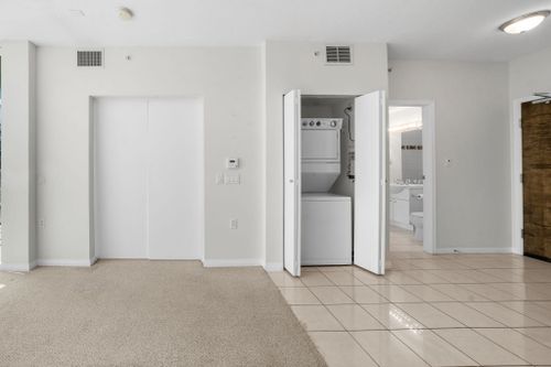 168-e-esplanade-avenue-lower-lonsdale-north-vancouver-16 at 605 - 168 E Esplanade Avenue, Lower Lonsdale, North Vancouver