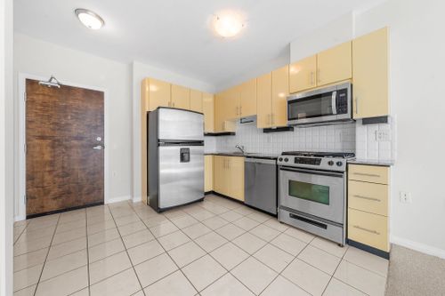 168-e-esplanade-avenue-lower-lonsdale-north-vancouver-19 at 605 - 168 E Esplanade Avenue, Lower Lonsdale, North Vancouver