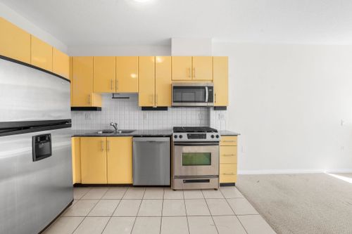 168-e-esplanade-avenue-lower-lonsdale-north-vancouver-20 at 605 - 168 E Esplanade Avenue, Lower Lonsdale, North Vancouver