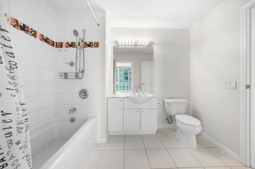 168-e-esplanade-avenue-lower-lonsdale-north-vancouver-31 at 605 - 168 E Esplanade Avenue, Lower Lonsdale, North Vancouver