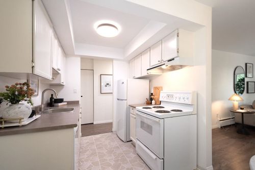 1515-chesterfield-avenue-central-lonsdale-north-vancouver-10 at 304 - 1515 Chesterfield Avenue, Central Lonsdale, North Vancouver