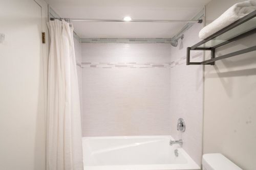 1515-chesterfield-avenue-central-lonsdale-north-vancouver-15 at 304 - 1515 Chesterfield Avenue, Central Lonsdale, North Vancouver