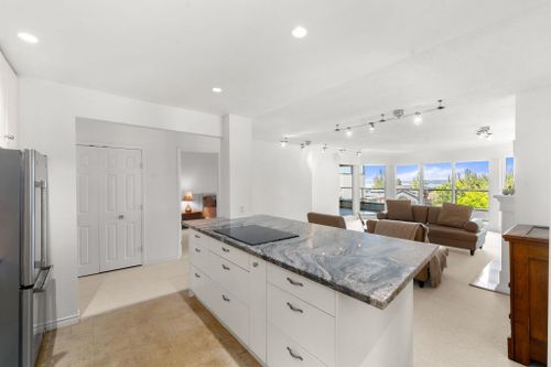 2408-haywood-avenue-dundarave-west-vancouver-11 at 201 - 2408 Haywood Avenue, Dundarave, West Vancouver