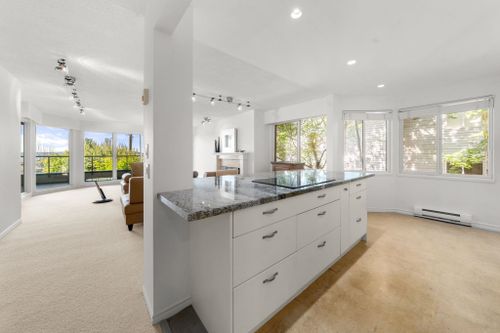 2408-haywood-avenue-dundarave-west-vancouver-12 at 201 - 2408 Haywood Avenue, Dundarave, West Vancouver