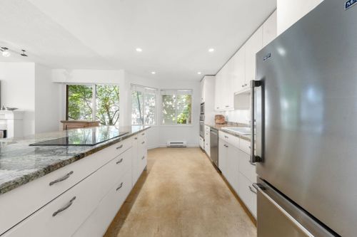 2408-haywood-avenue-dundarave-west-vancouver-13 at 201 - 2408 Haywood Avenue, Dundarave, West Vancouver