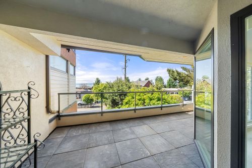 2408-haywood-avenue-dundarave-west-vancouver-16 at 201 - 2408 Haywood Avenue, Dundarave, West Vancouver