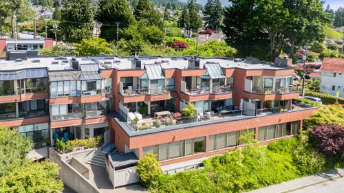 2408-haywood-avenue-dundarave-west-vancouver-35 at 201 - 2408 Haywood Avenue, Dundarave, West Vancouver