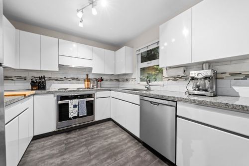 1023-wolfe-avenue-cambie-vancouver-west-21 at 106 - 1023 Wolfe Avenue, Cambie, Vancouver West 1023-wolfe-avenue-cambie-vancouver-west-21 at 106 - 1023 Wolfe Avenue, Cambie, Vancouver West