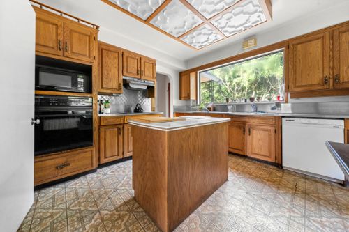 3041-st-marys-avenue-upper-lonsdale-north-vancouver-12 at 3041 St. Marys Avenue, Upper Lonsdale, North Vancouver