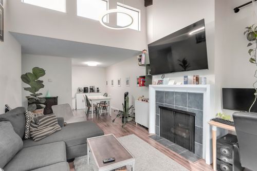 330-e-7th-avenue-mount-pleasant-ve-vancouver-east-03 at 301 - 330 E 7th Avenue, Mount Pleasant VE, Vancouver East