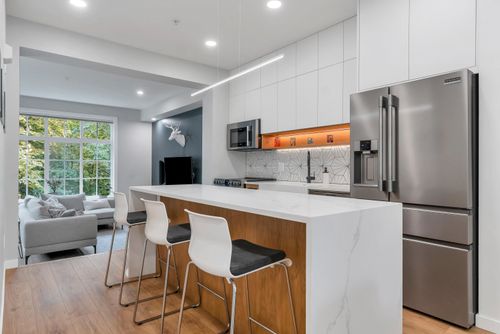 550-browning-place-seymour-nv-north-vancouver-10 at 48 - 550 Browning Place, Seymour NV, North Vancouver