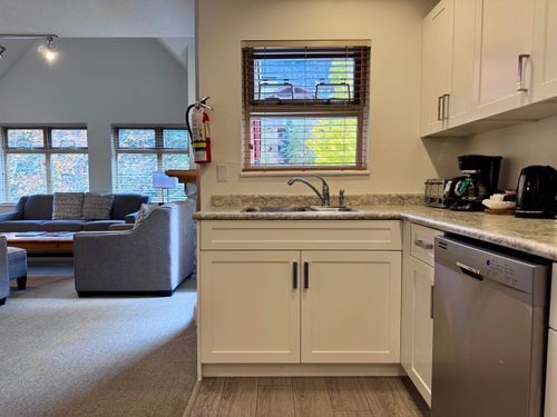 2050-lake-placid-road-whistler-creek-whistler-06 at 231 W7 - 2050 Lake Placid Road, Whistler Creek, Whistler