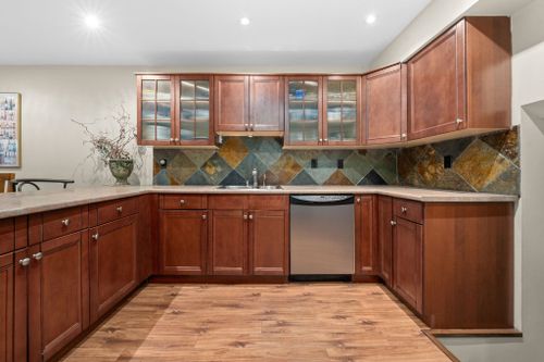 230-w-15th-street-central-lonsdale-north-vancouver-10 at 6 - 230 W 15th Street, Central Lonsdale, North Vancouver